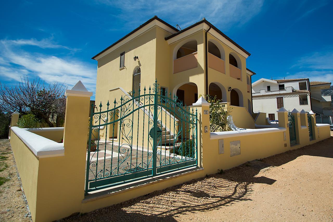 הוילה אורוסיי Le Residenze Del Maria Rosaria - Vico Friuli 1 מראה חיצוני תמונה